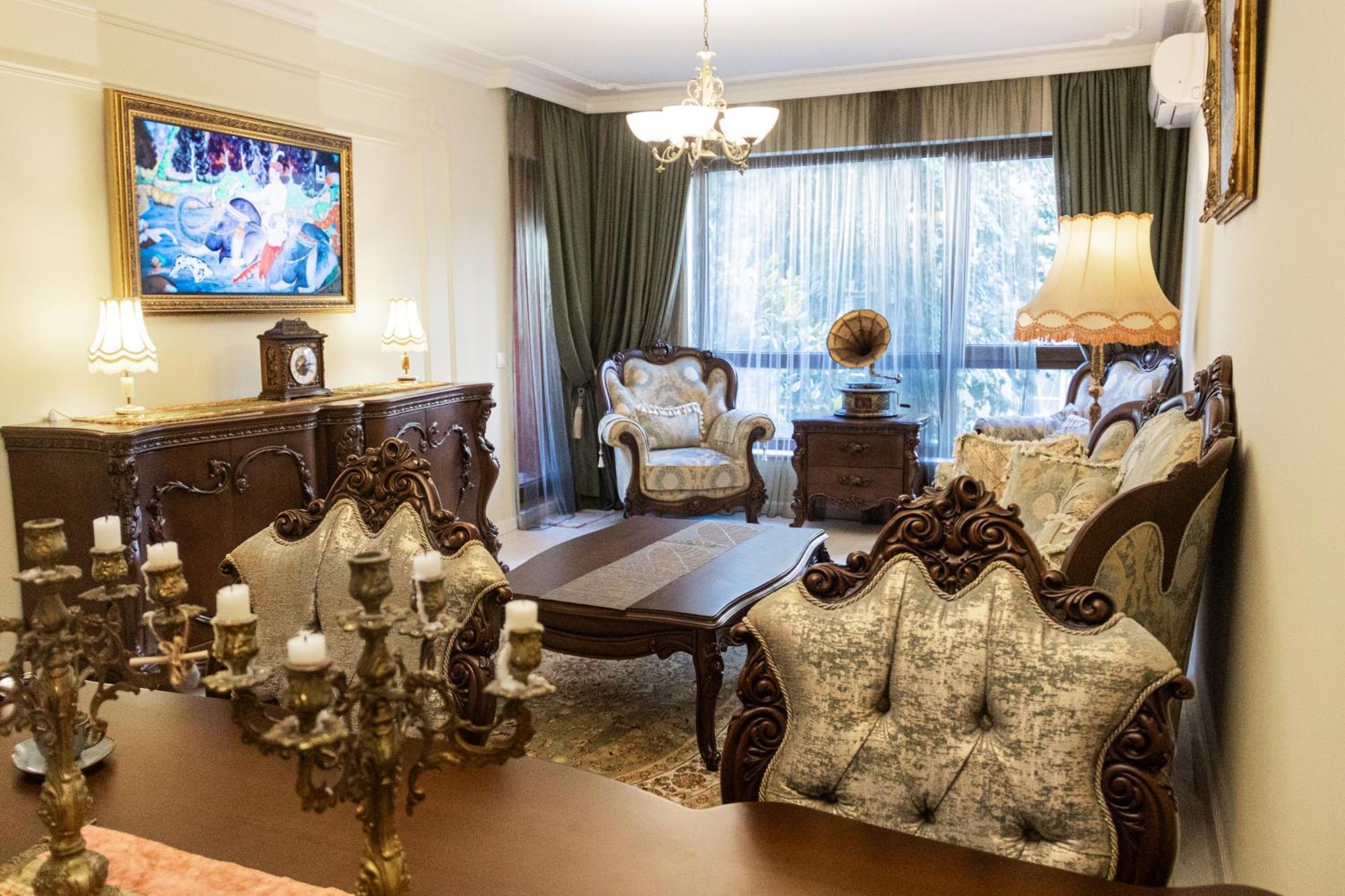 Central Luxury Antique Apartment ヴァルナ エクステリア 写真