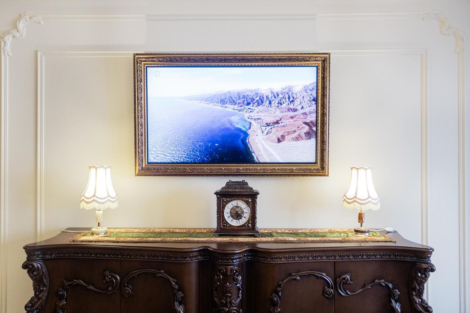 Central Luxury Antique Apartment ヴァルナ エクステリア 写真